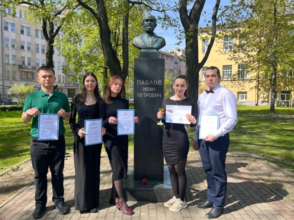 Команда медицинского факультета ЧГУ имени И.Н. Ульянова - снова в числе лучших в России на олимпиаде по анатомии!